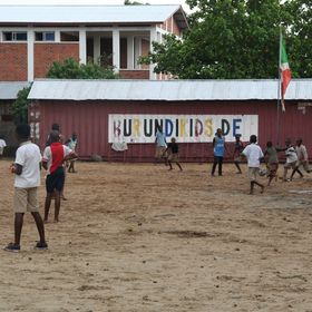 Ball aus Burundi